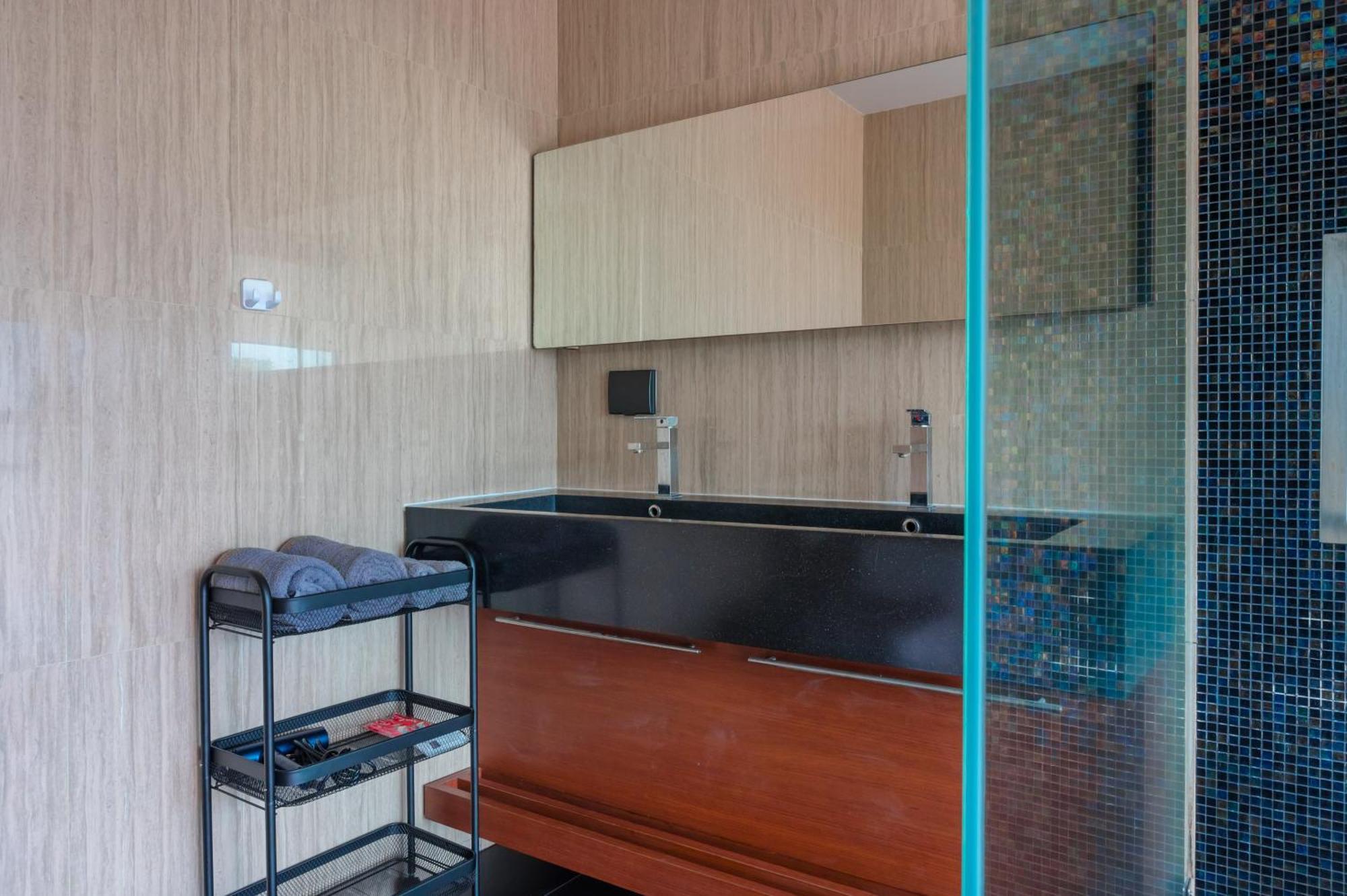 Aqua Villa Rawai Экстерьер фото