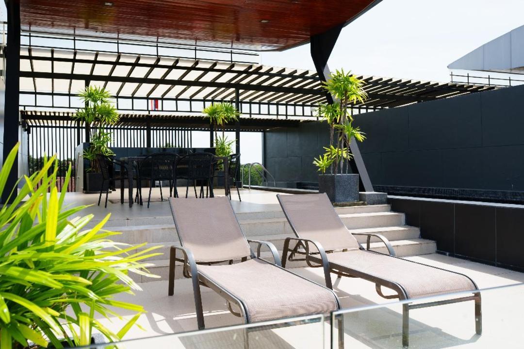 Aqua Villa Rawai Экстерьер фото